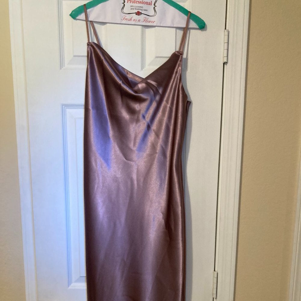 Birdy Grey. LISA MIDI DRESS SATIN DARK MAUVE